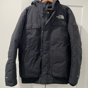 The North Face Men’s Black Hooded Down Puffer Bomber Parka